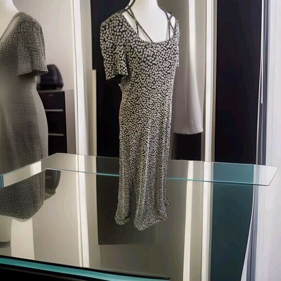 Joseph Ribkoff Maxi Dress Floral Black Size 12 Slit Sides Zip Back Stretch - Picture 3 of 11